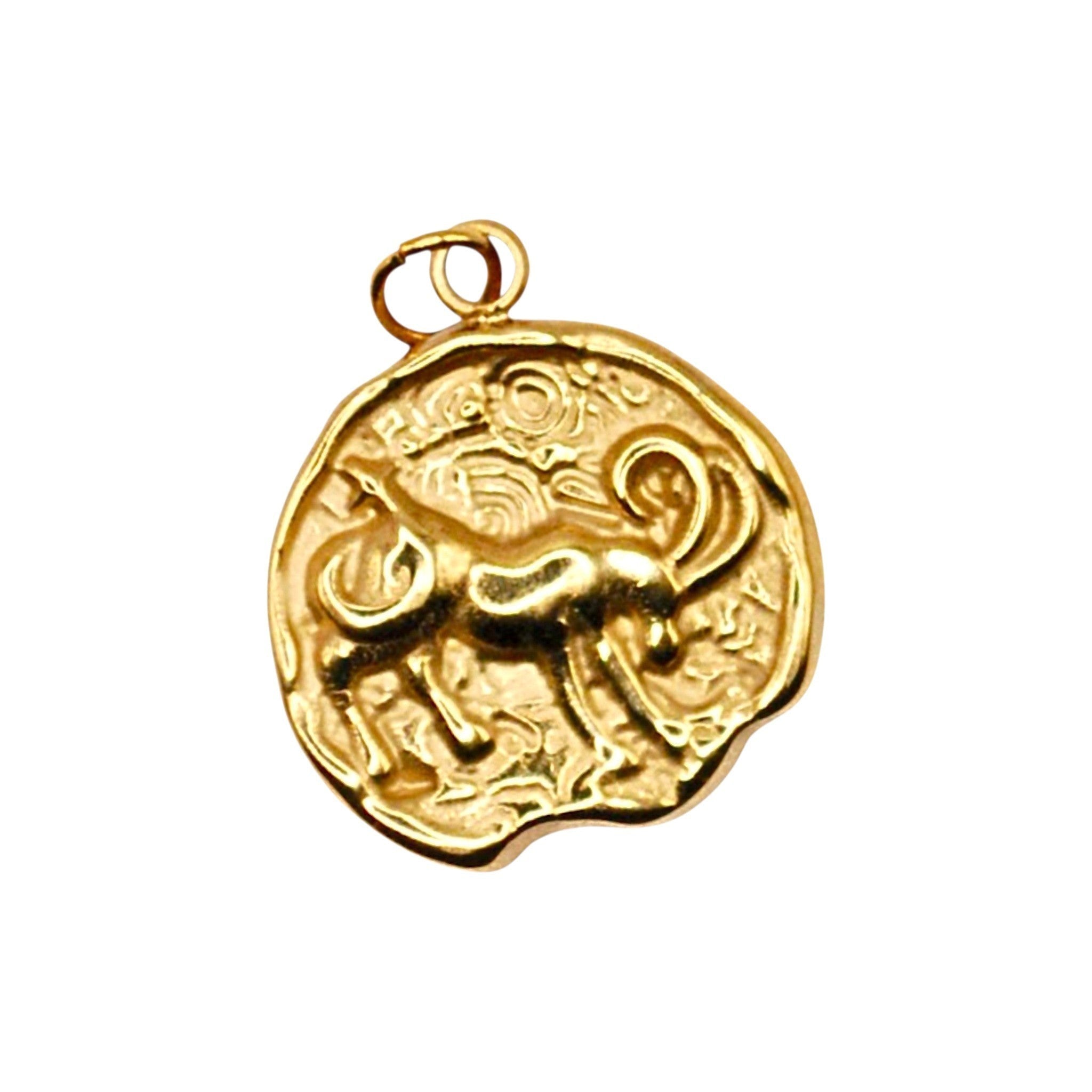 zloty-1 charms HOOKS Aries ze znakiem zodiaku barana, wykonany ze stali nierdzewnej z praktycznym zapięciem typu hook.