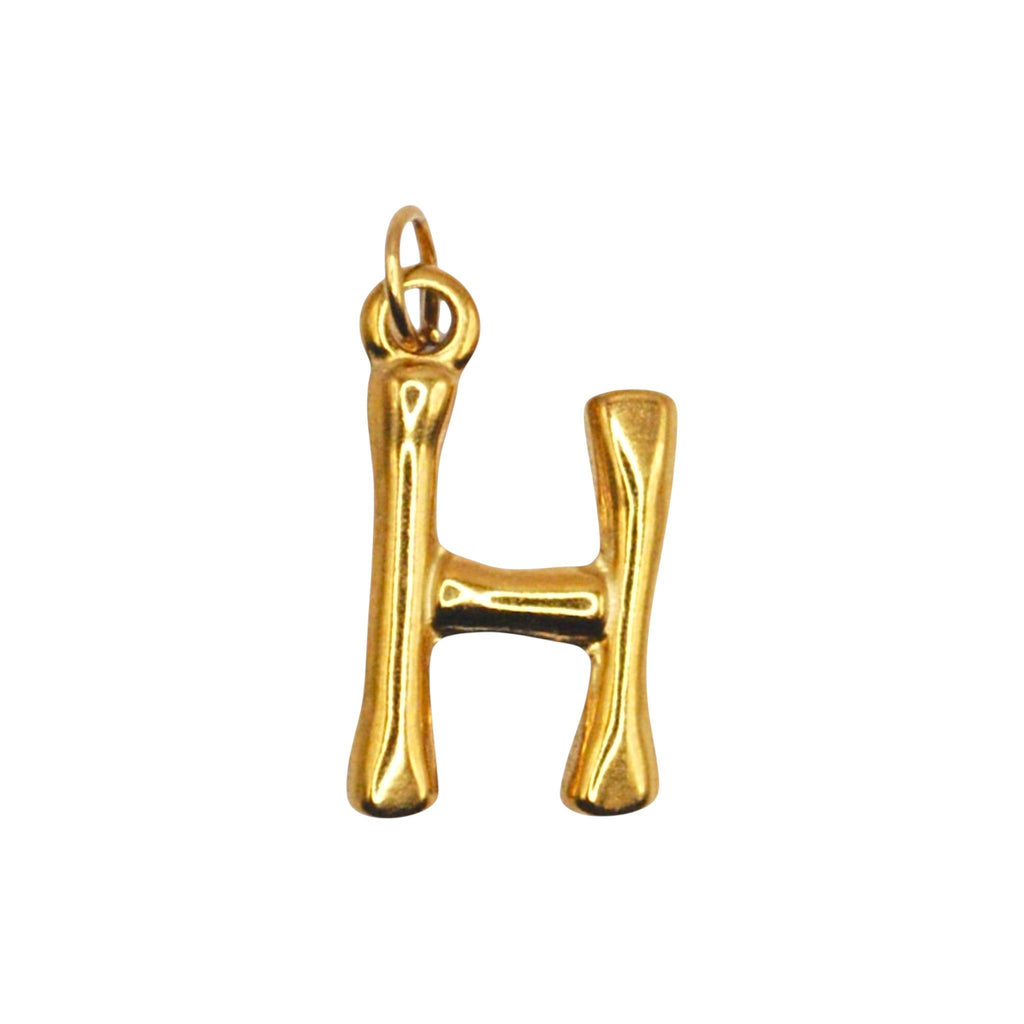 Złoty charms z literą H marki HOOKS wykonany ze stali nierdzewnej z praktycznym zapięciem typu hook.